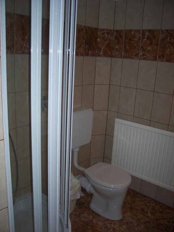 Thermal Apartmanhaz Komárom Quarto foto